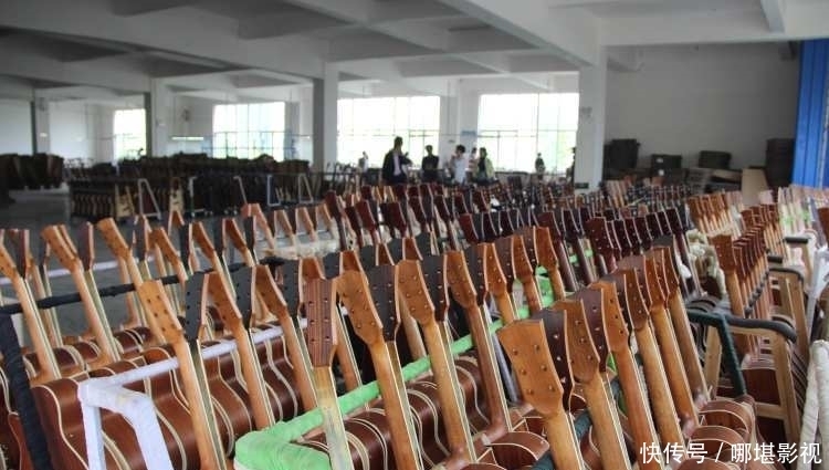 黔西市杜鹃街道 帮就业助增收，吉他工厂奏响“致富曲”